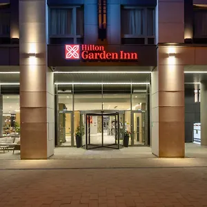 **** Hotel Hilton Garden Centre Hongarije