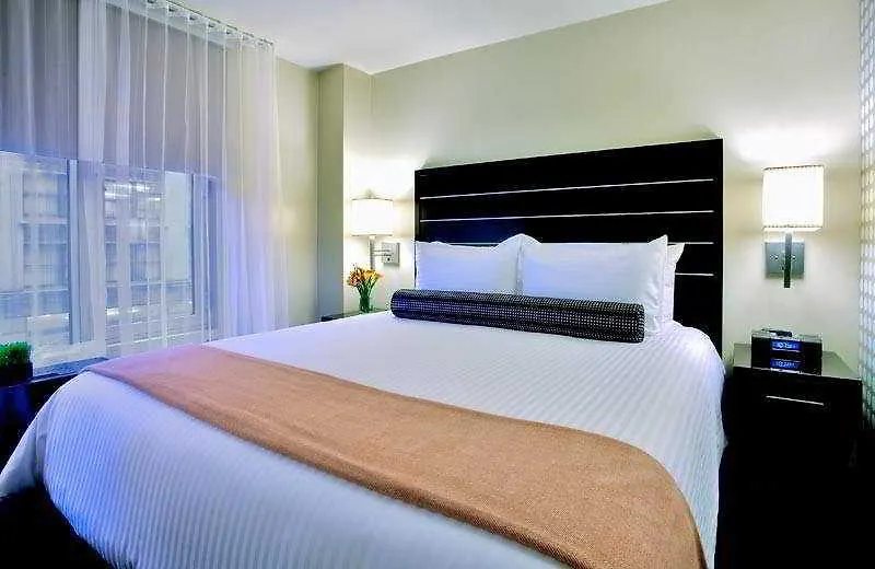 Hilton New York Fashion District Hotel 4*,