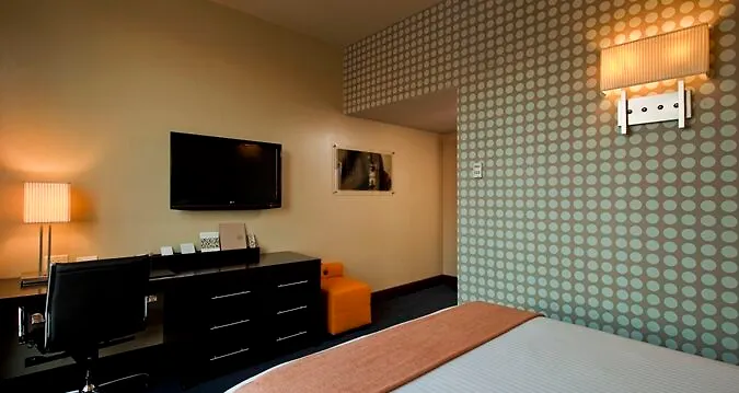 ****  Hilton New York Fashion District Hotel United States