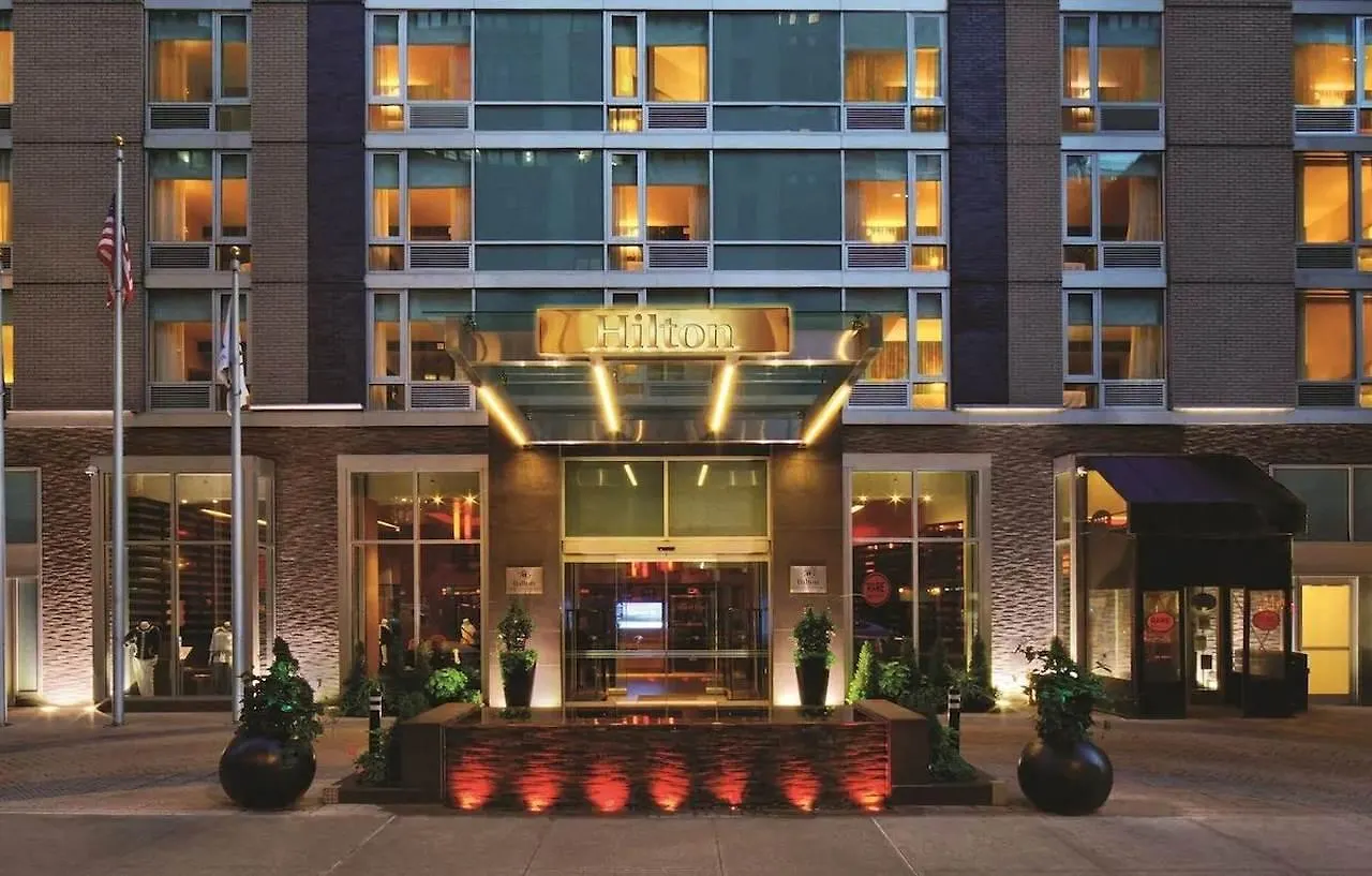 Hilton New York Fashion District Hotel