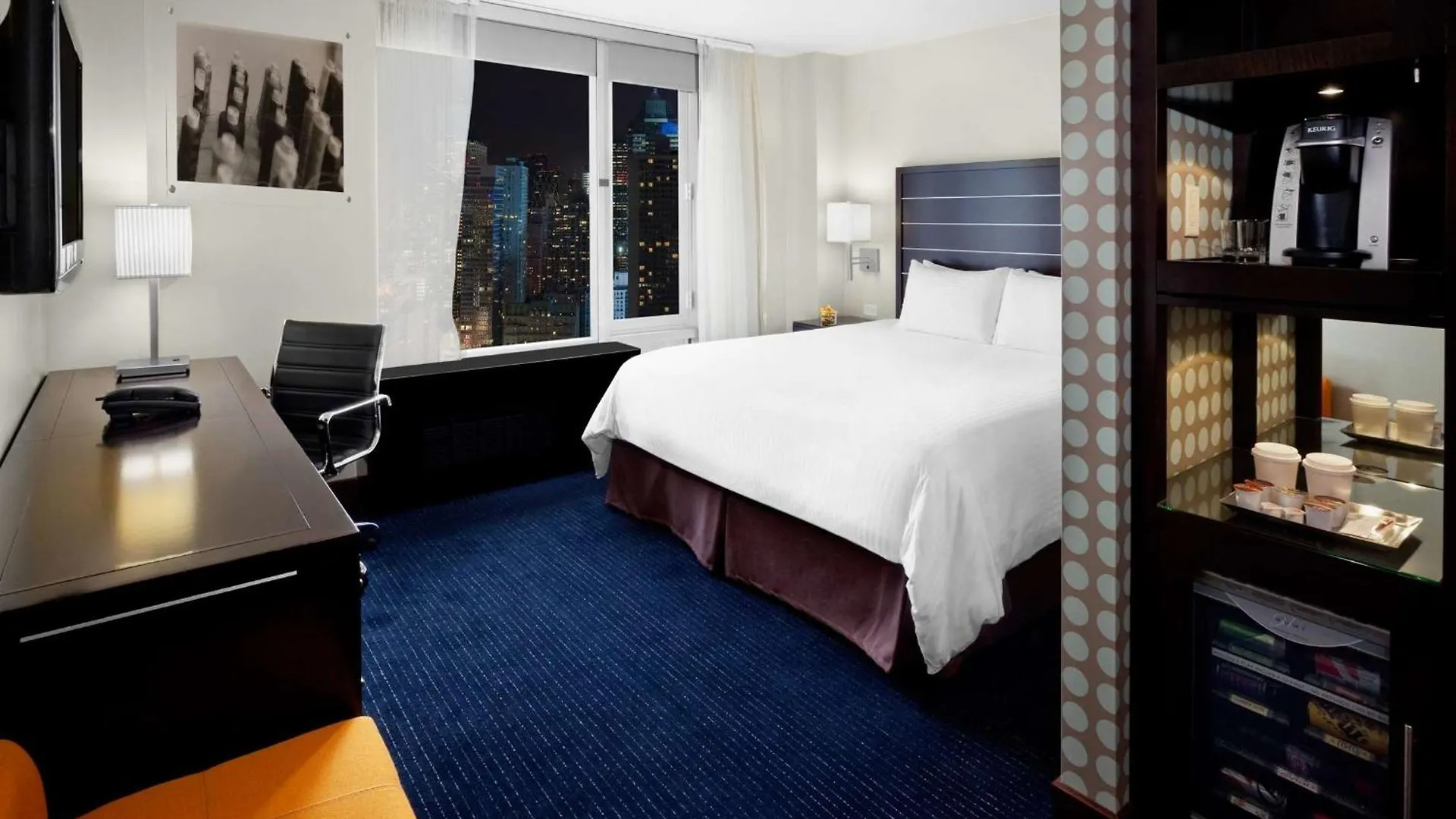 Hilton New York Fashion District Hotel 4*,